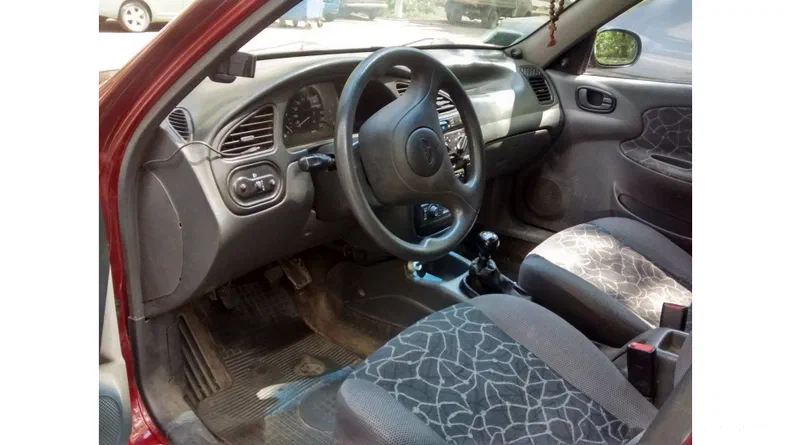 Daewoo Lanos 2003 - 6