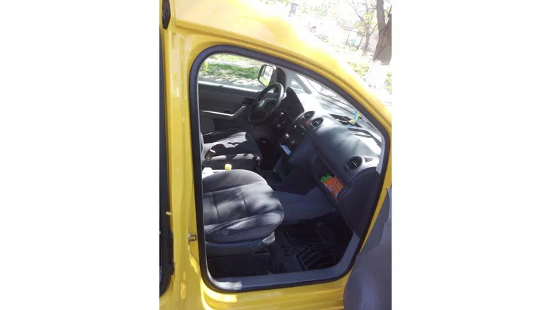 Volkswagen Caddy 2005 - 8