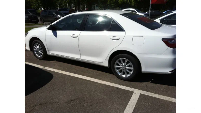 Toyota Camry 2016 - 5