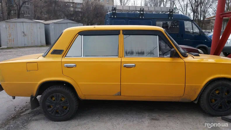 Lada (ВАЗ) 2101 1982 - 8