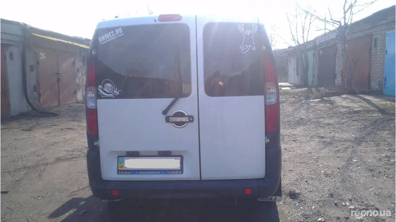 Fiat Doblo 2009 - 16