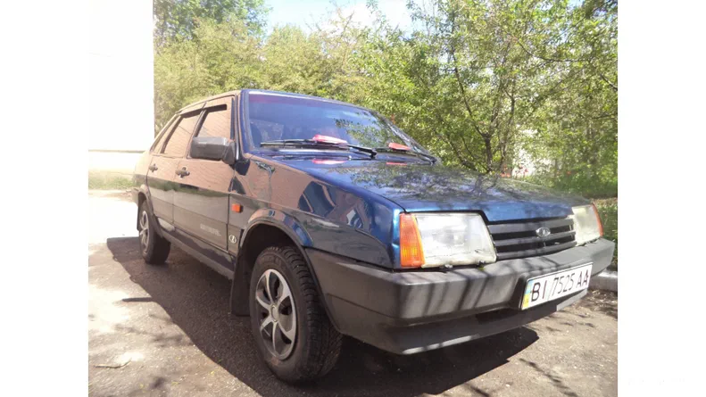 Lada (ВАЗ) 21099 2004