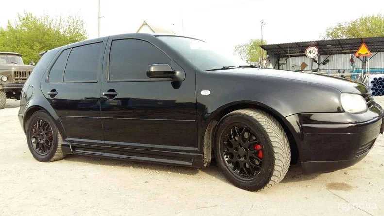 Volkswagen Golf 2000