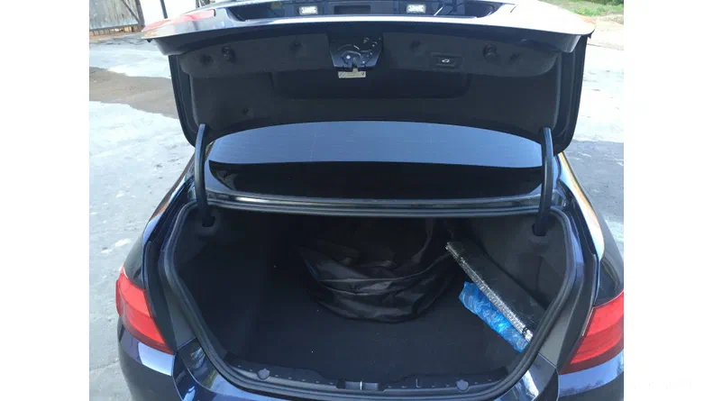 BMW 5 серія 2011 - 9