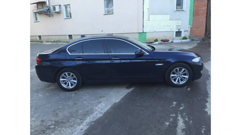 BMW 5 серии 2011