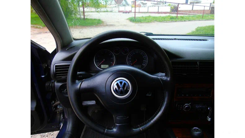 Volkswagen Passat 2001 - 7