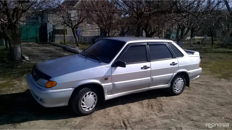 Lada (ВАЗ) 2111 2002