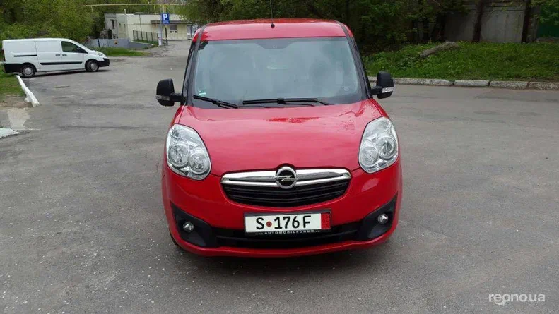 Opel Combo 2012