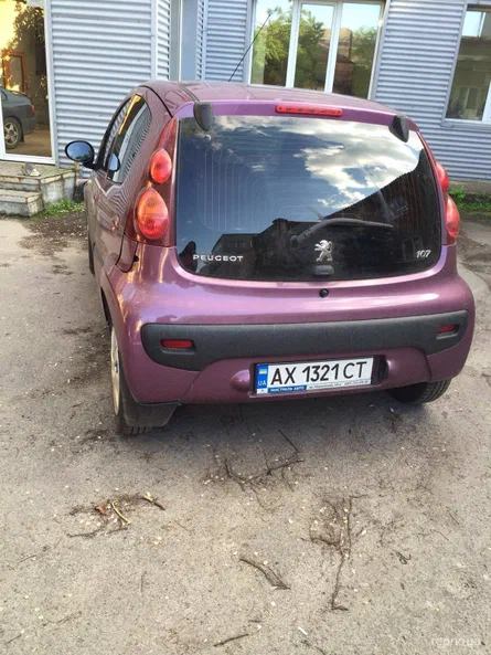 Peugeot 107 2012