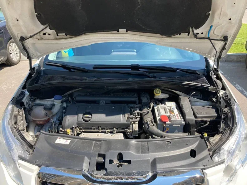 Peugeot 2008 2014 - 9