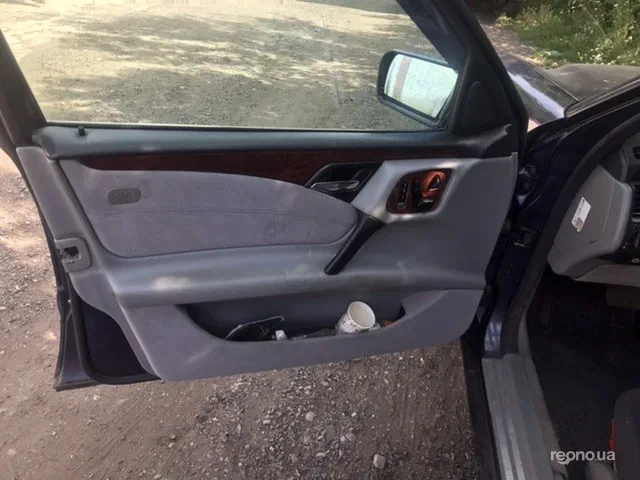 Mercedes-Benz E-Клас 1996 - 5