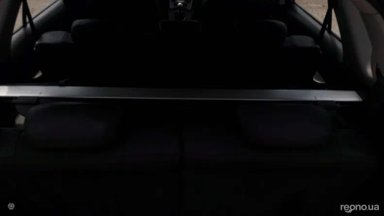 Kia Carens 2010 - 13