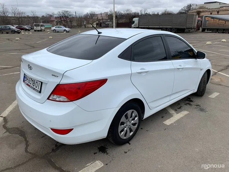 Hyundai Accent 2016