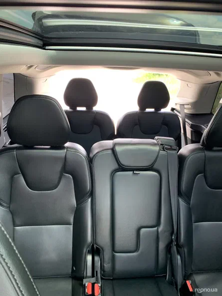 Volvo XC90 2018 - 11