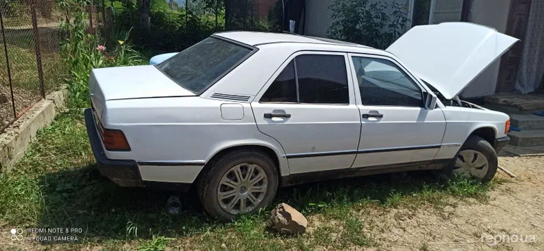 Mercedes-Benz C-Класс 1989