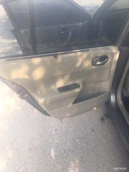 Renault Megane 2004 - 6