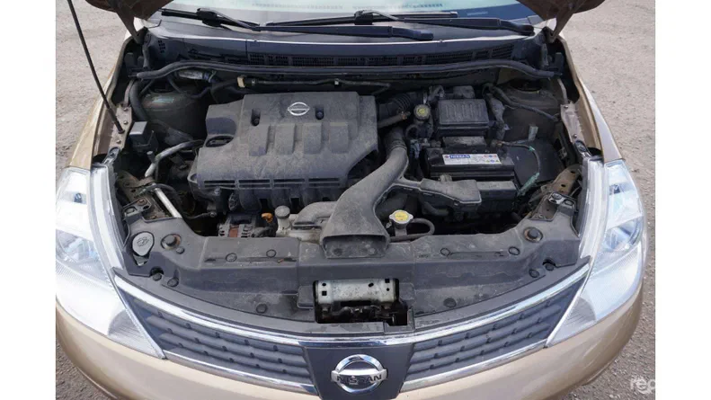 Nissan Tiida 2009 - 16