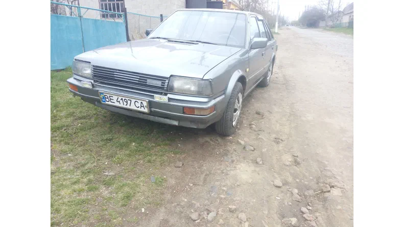 Nissan Bluebird 1988