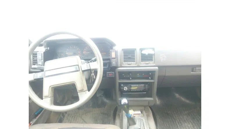 Nissan Bluebird 1988