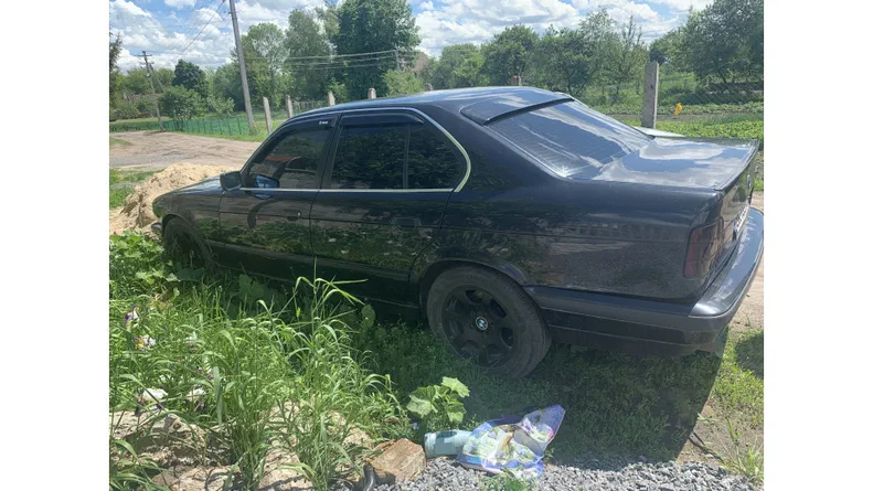 BMW 5 серія 1993 - 7