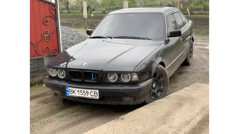 BMW 5 серии 1993