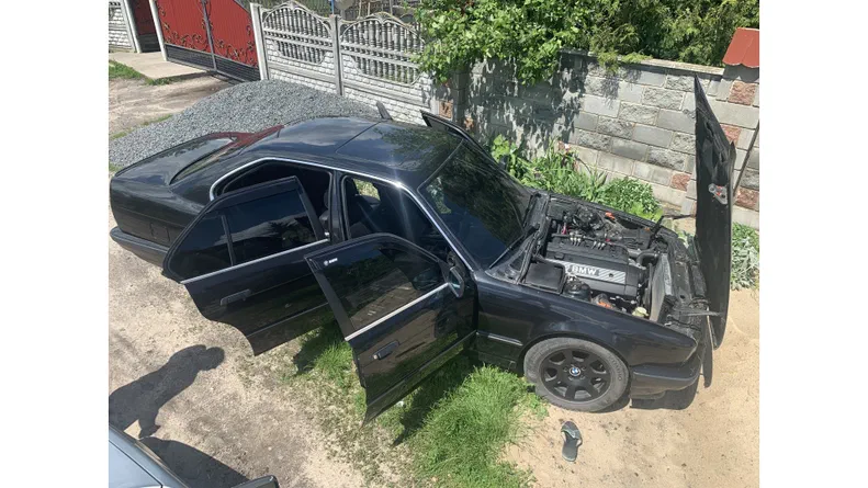 BMW 5 серія 1993 - 13