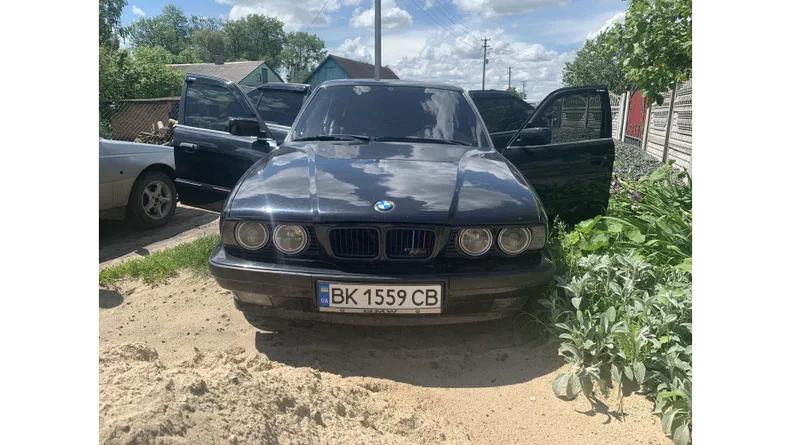 BMW 5 серія 1993 - 8
