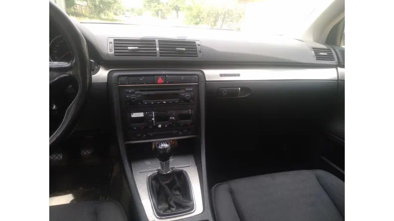 Audi A4 2001 - 10