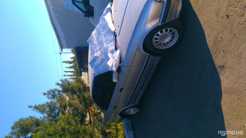 BMW 5 серія 1989 - 5