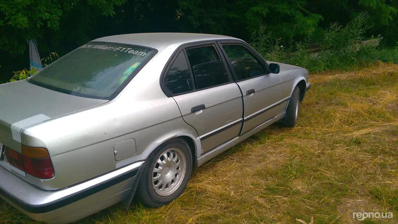 BMW 5 серии 1989