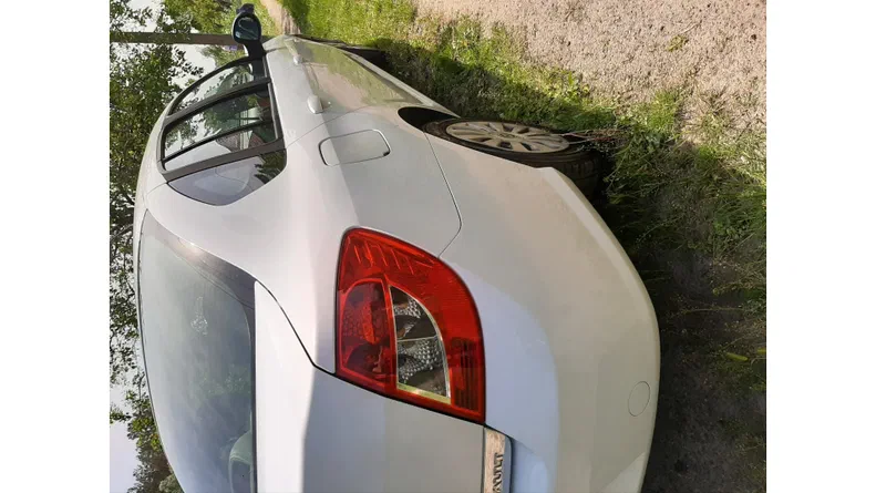 Renault Symbol 2012 - 5