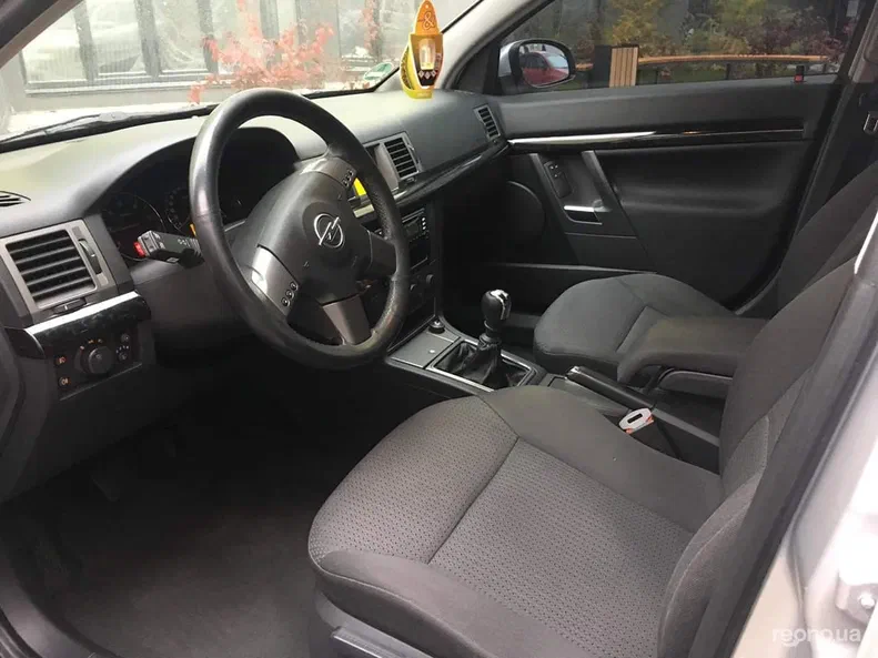 Opel Vectra 2004 - 9