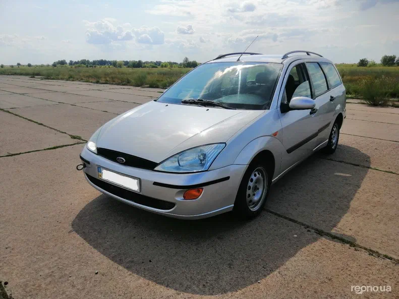 Ford Focus 2000