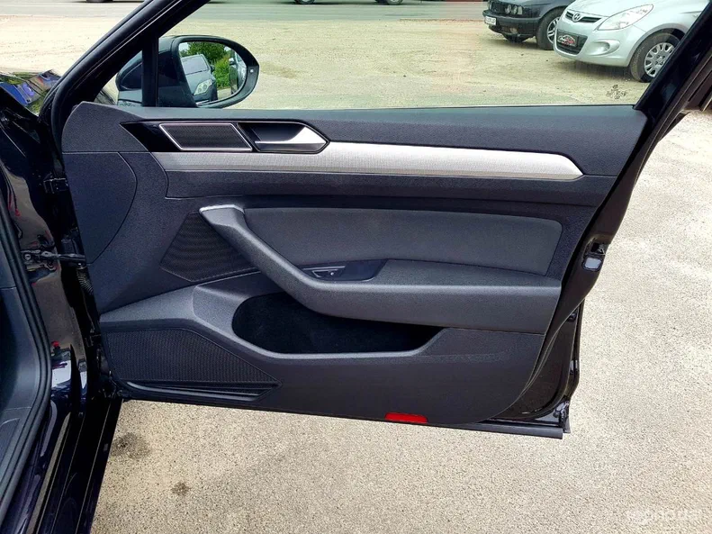 Volkswagen Passat 2016 - 22