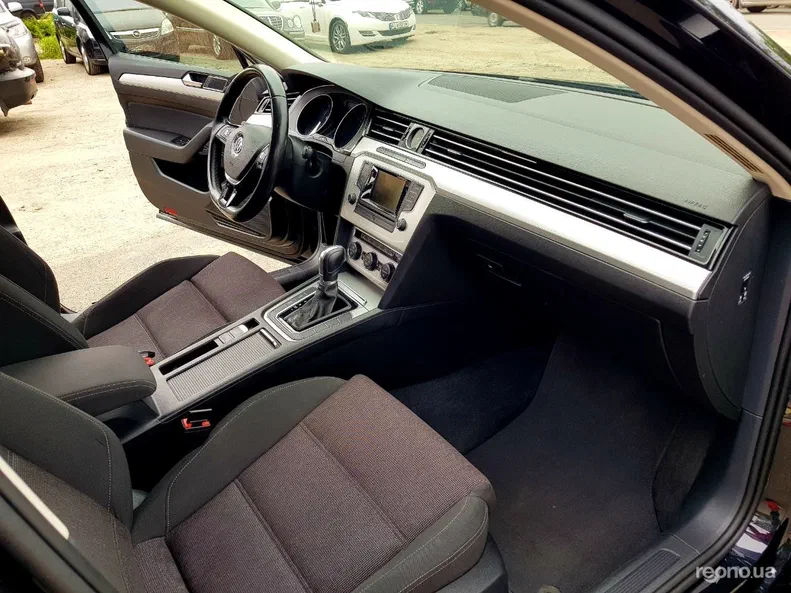 Volkswagen Passat 2016 - 20