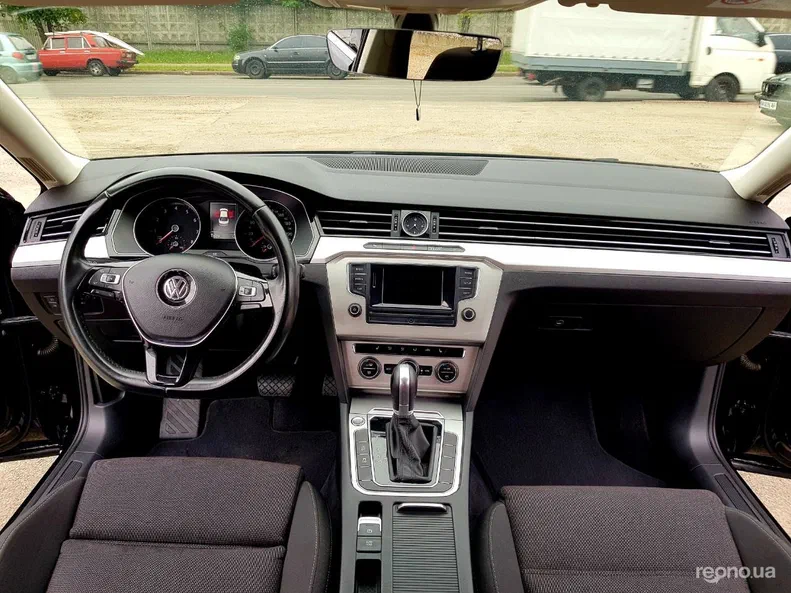Volkswagen Passat 2016 - 25