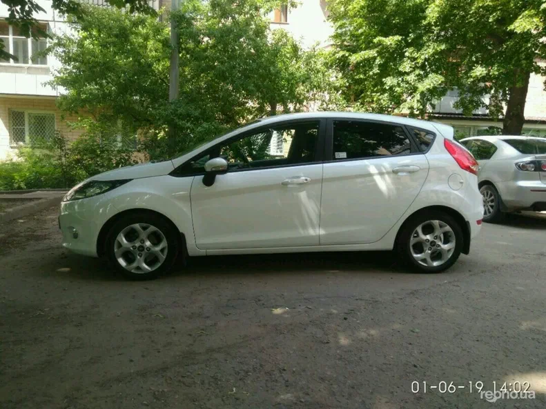 Ford Fiesta 2012 - 8