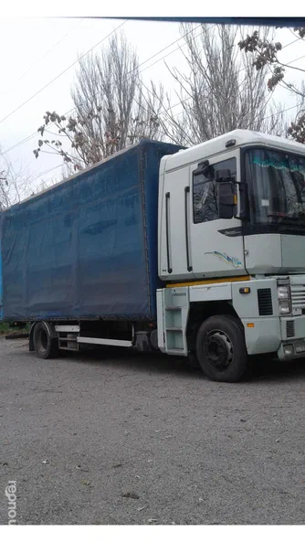 Renault MAGNUM 390 1999