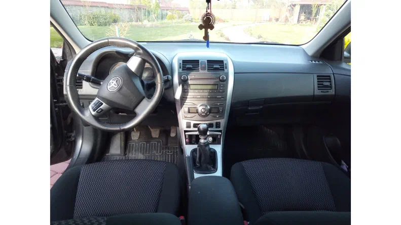 Toyota Corolla 2012