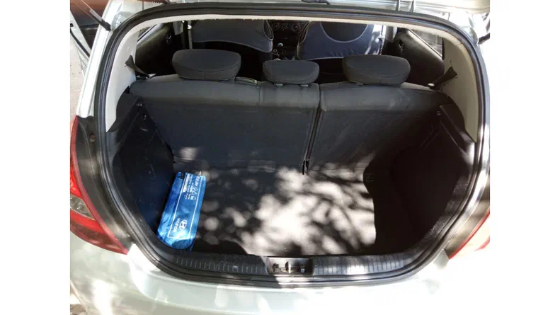 Hyundai i20 2009 - 11