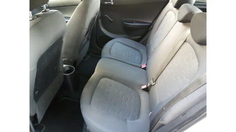 Hyundai i20 2009 - 8