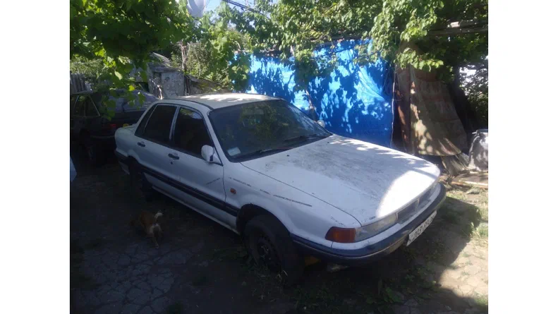 Mitsubishi Galant 1988