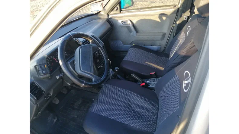 Lada (ВАЗ) 2111 2004