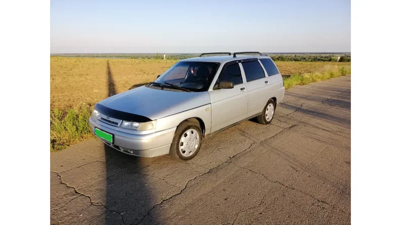 Lada (ВАЗ) 2111 2004