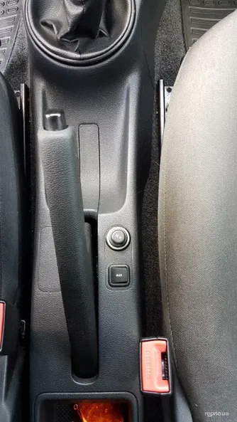 Skoda Fabia 2010 - 8