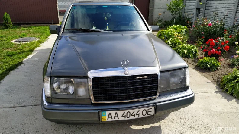 Mercedes-Benz E-Клас 1990 - 5