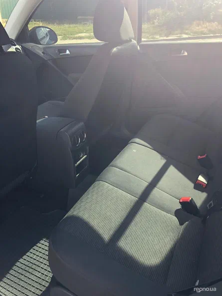 Volkswagen Tiguan 2012 - 18