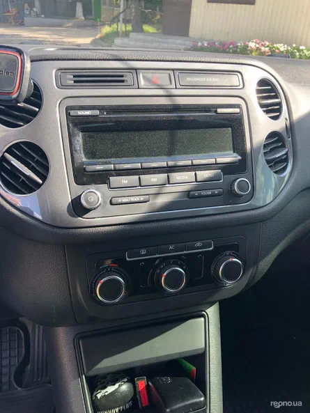 Volkswagen Tiguan 2012 - 16