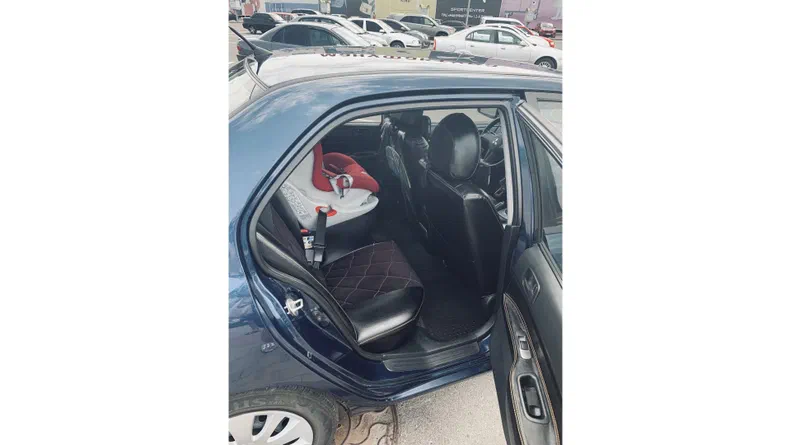 Mitsubishi Lancer 2006 - 4