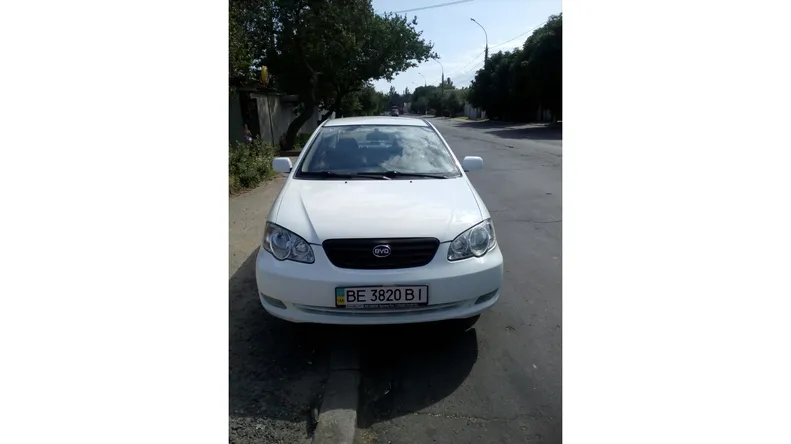BYD F3 2013 - 1